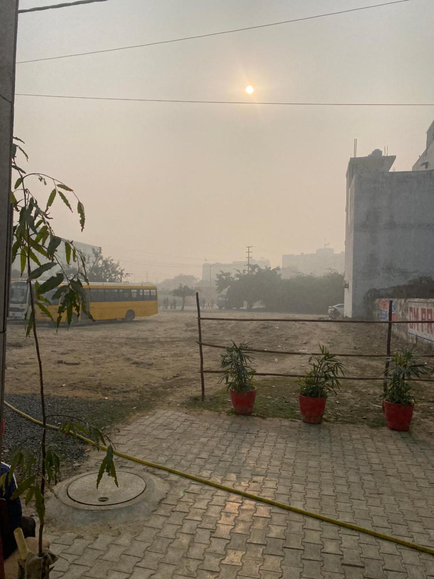 Royal Park Inn Greater Noida Exterior foto
